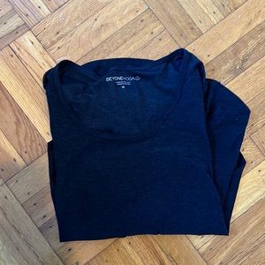 Beyond Yoga,  Scooped Long Sleeve Pullover, darkest night